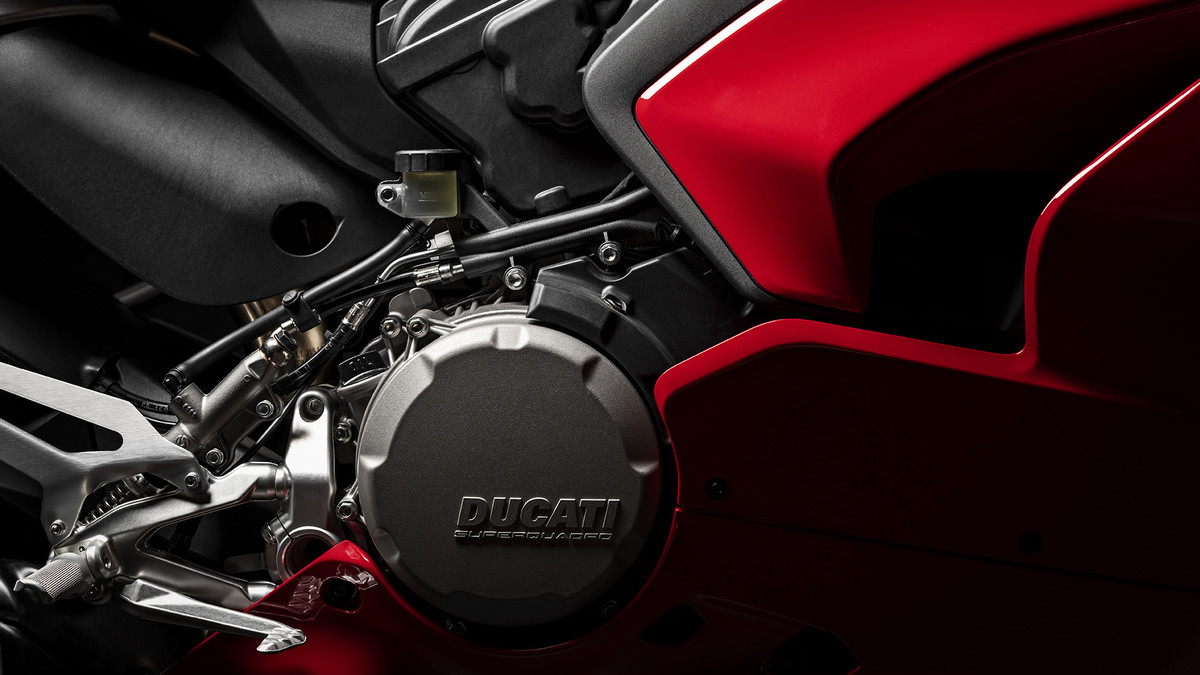 Panigale-V2-Red-MY20-13-gallery-1920x1080