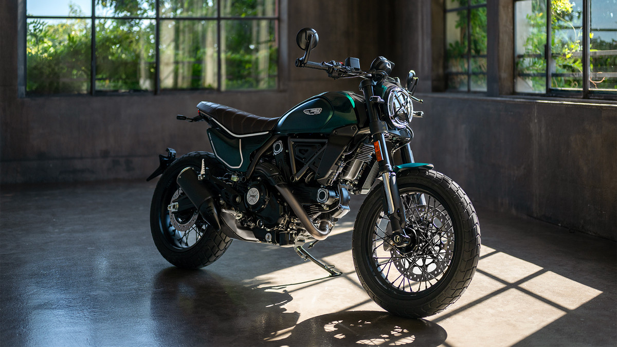 scrambler-NS-emerald-green-gallery-1920x1080-01
